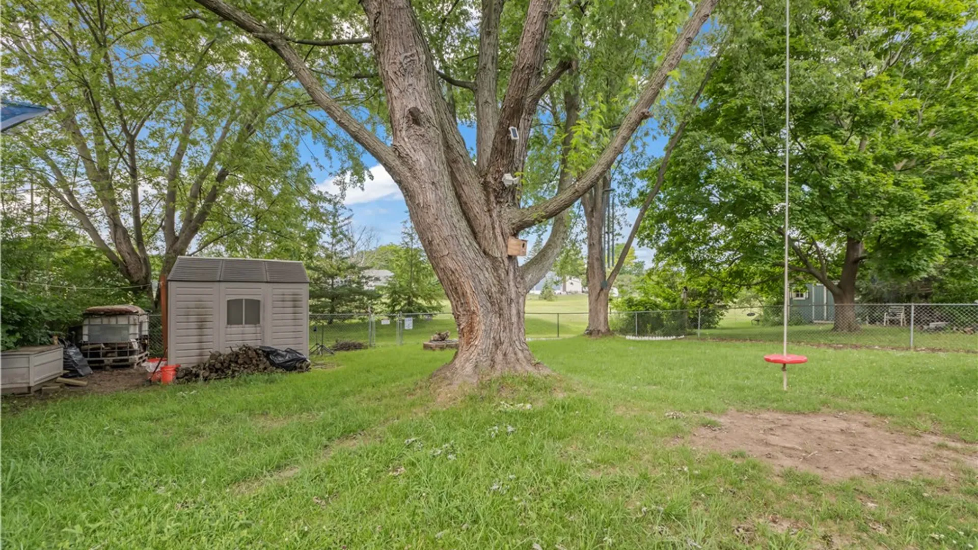 Property at 5782 Bonnie Brae Circle, Farmington, NY 14425 4