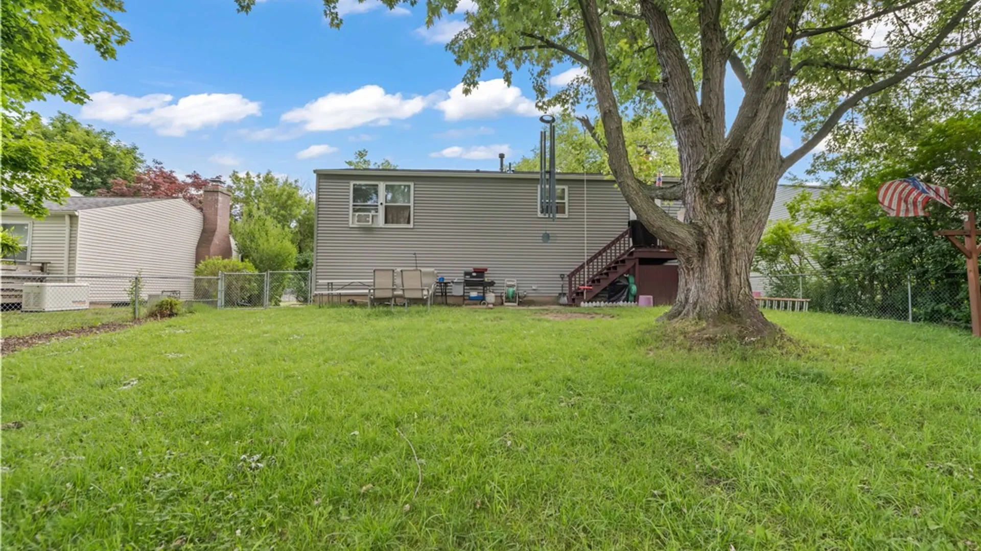 Property at 5782 Bonnie Brae Circle, Farmington, NY 14425 6
