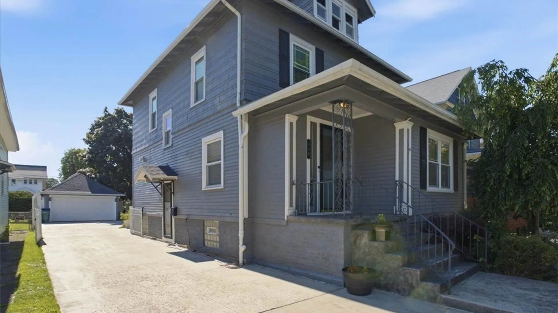 Property at 240 Wellington Road, Buffalo, NY 14216 2