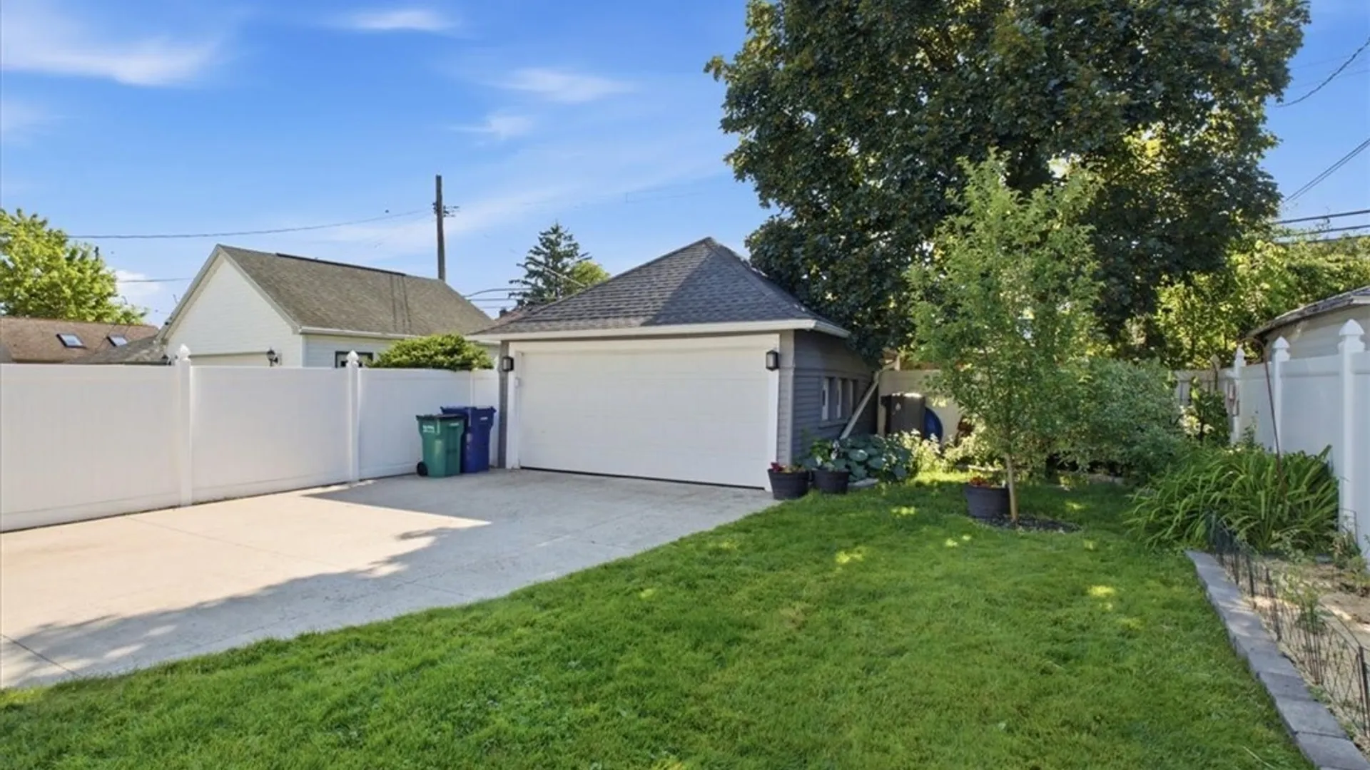 Property at 240 Wellington Road, Buffalo, NY 14216 27