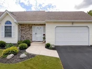 Property at 9 Hawthorne, Lancaster, NY 14043