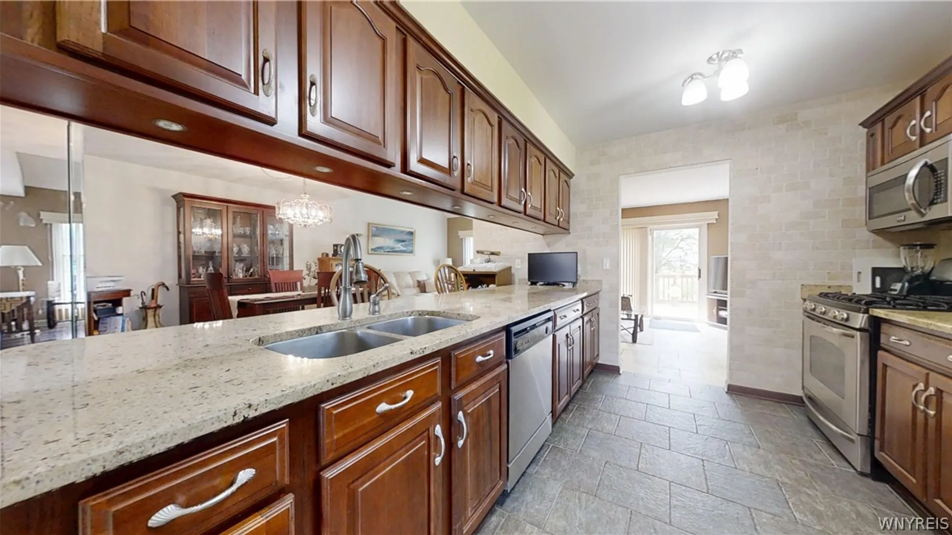 Property at 9 Hawthorne, Lancaster, NY 14043 7