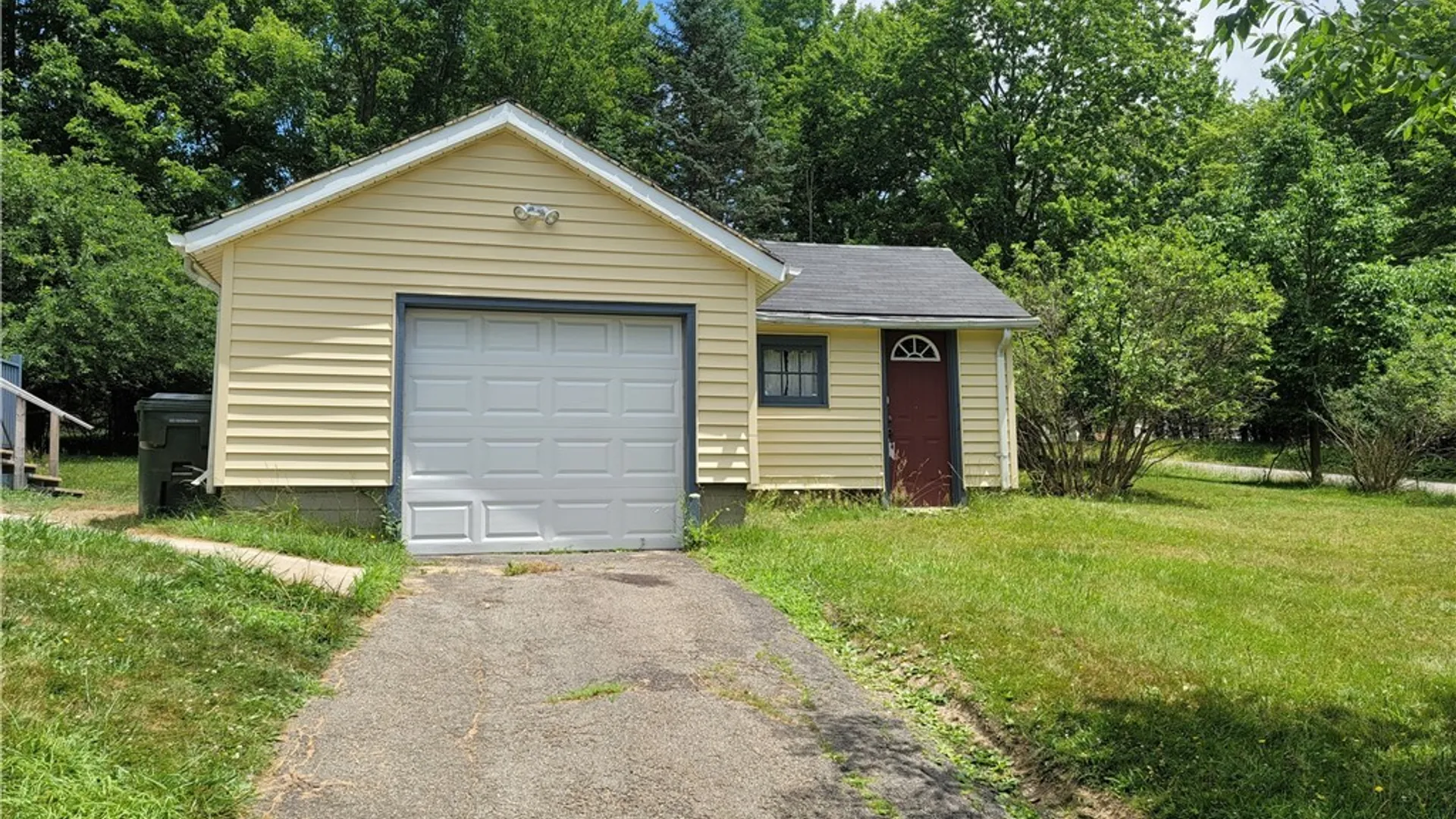 Property at 131 Elam Avenue, Jamestown, NY 14701 5