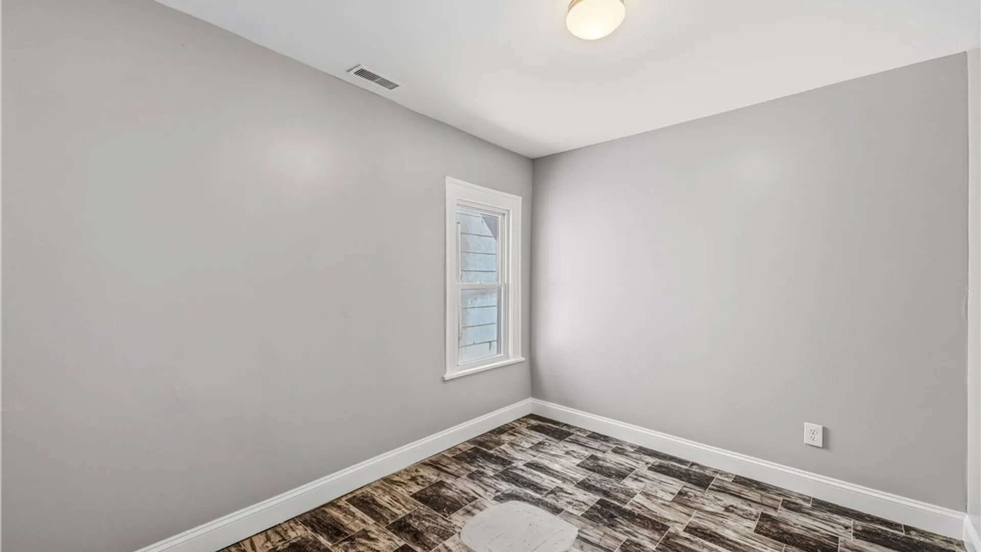 Property at 389 Military Road, Buffalo, NY 14207 17