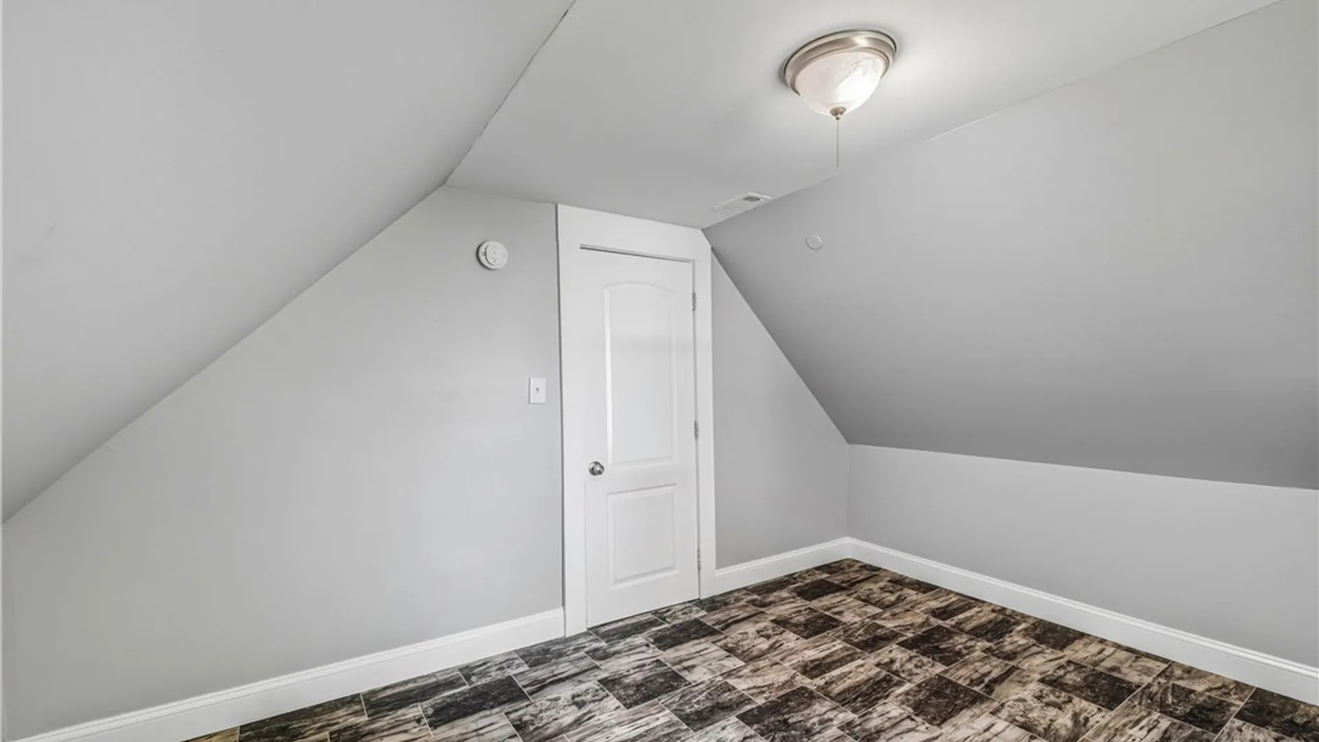 Property at 389 Military Road, Buffalo, NY 14207 27