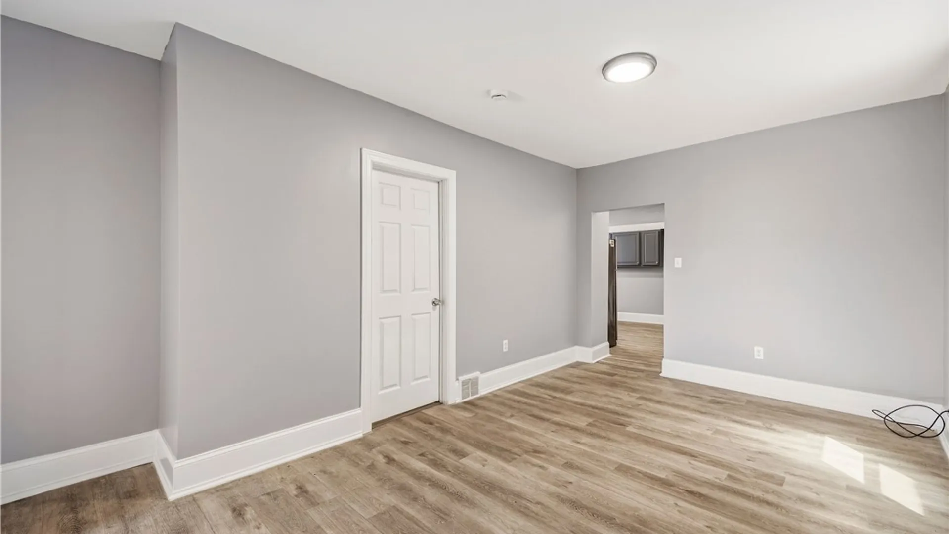 Property at 389 Military Road, Buffalo, NY 14207 6
