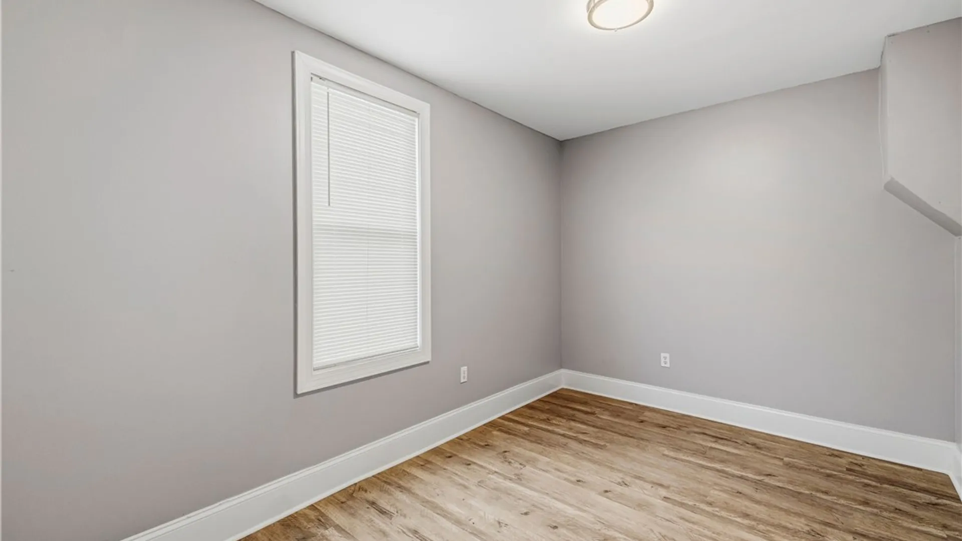 Property at 389 Military Road, Buffalo, NY 14207 8