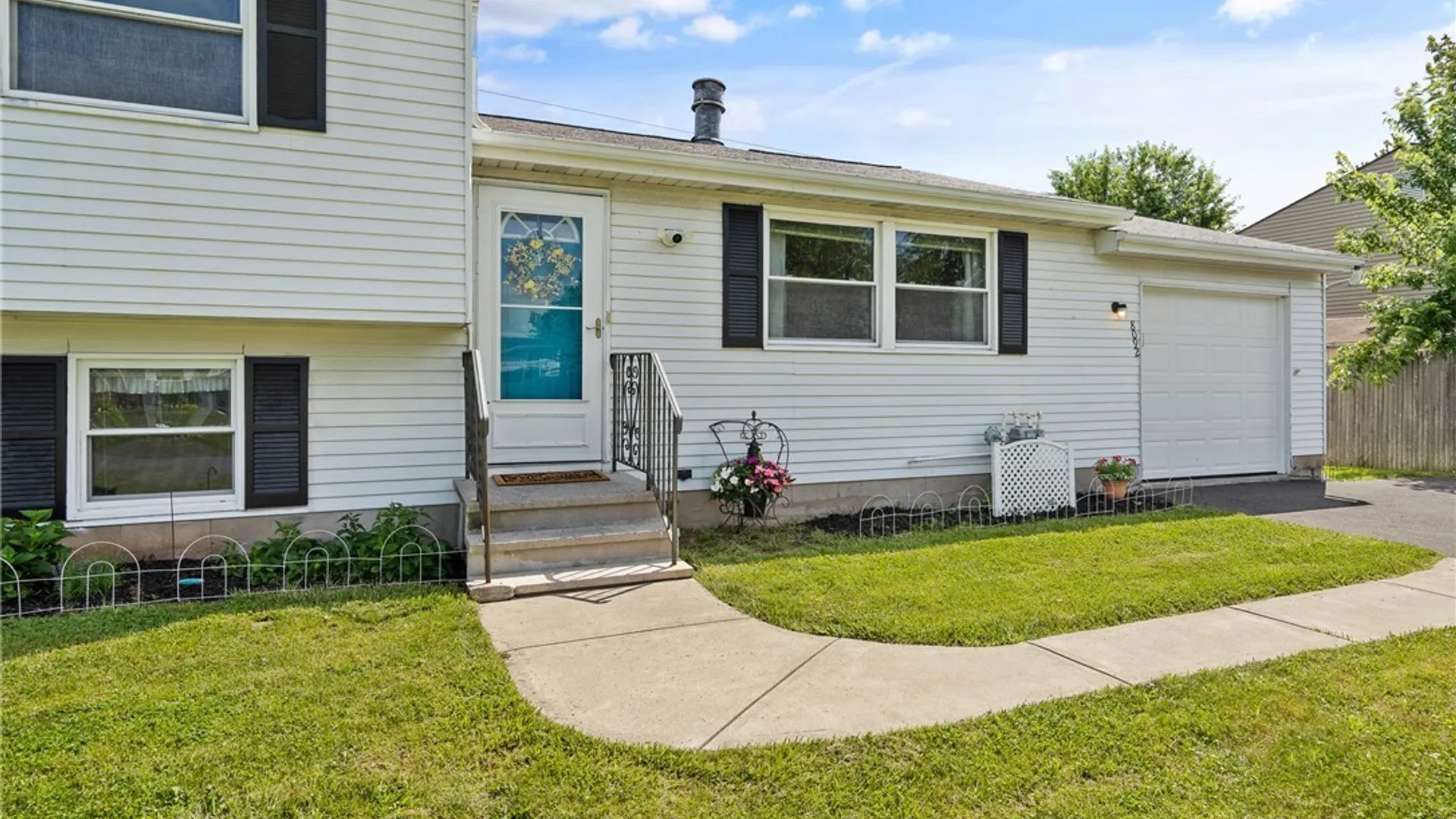 Property at 8092 Pickett Lane, Cicero, NY 13039 2