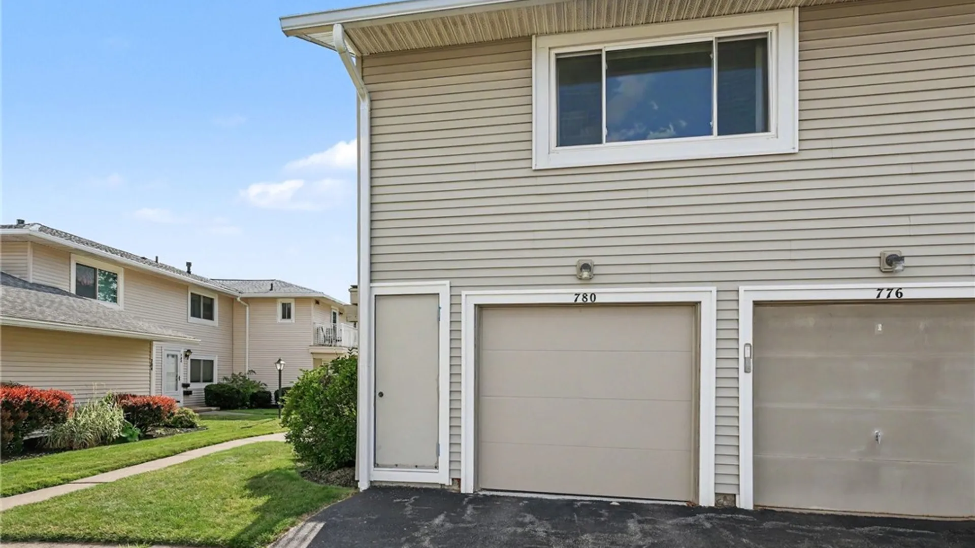 Property at 780 Eastbrooke Lane, Brighton, NY 14618 20