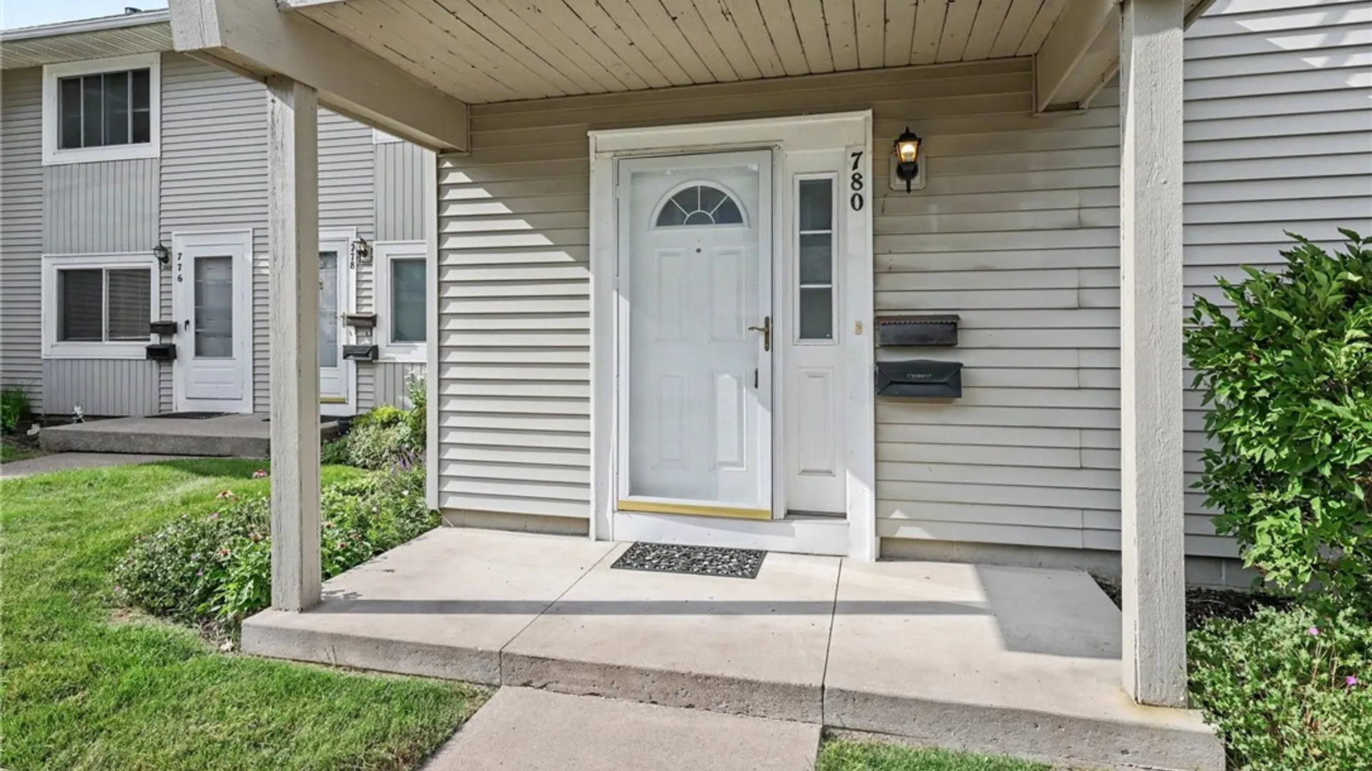 Property at 780 Eastbrooke Lane, Brighton, NY 14618 3