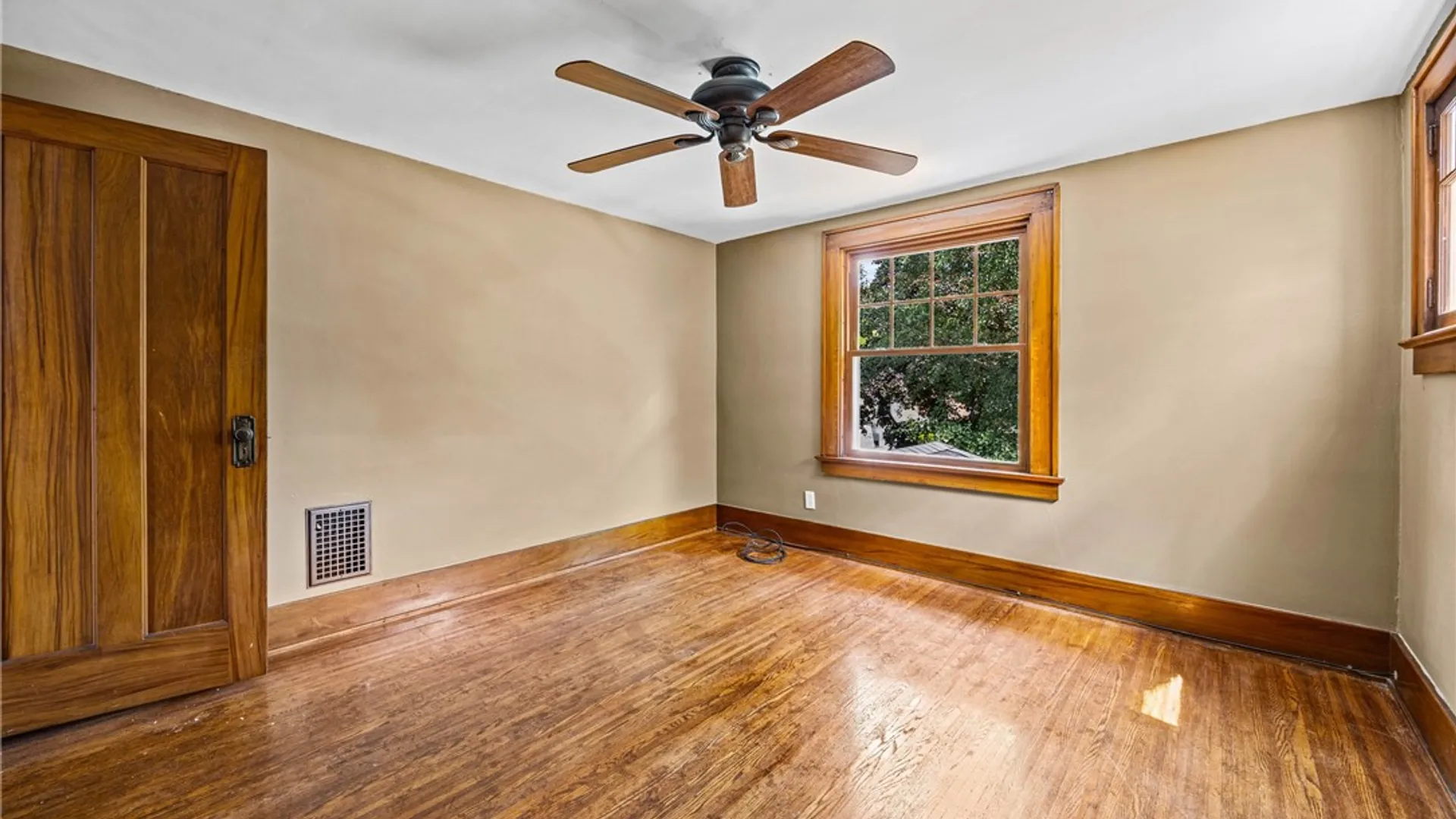 Property at 24 Martinot Avenue, Rochester, NY 14609 25