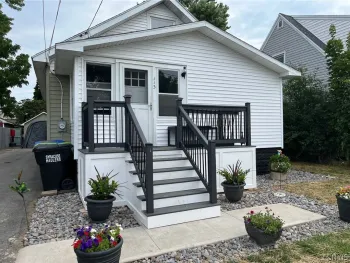 Property at 113 Brookline Road, Salina, NY 13208