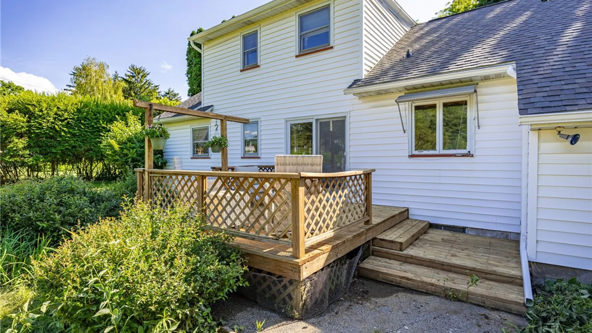Property at 1068 High Vista, Webster, NY 14580 6
