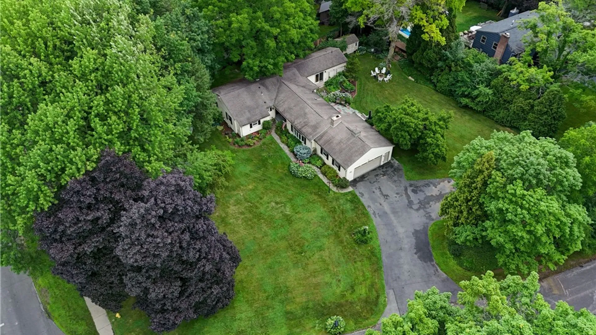Property at 42 Sunset Boulevard, Pittsford, NY 14534 36