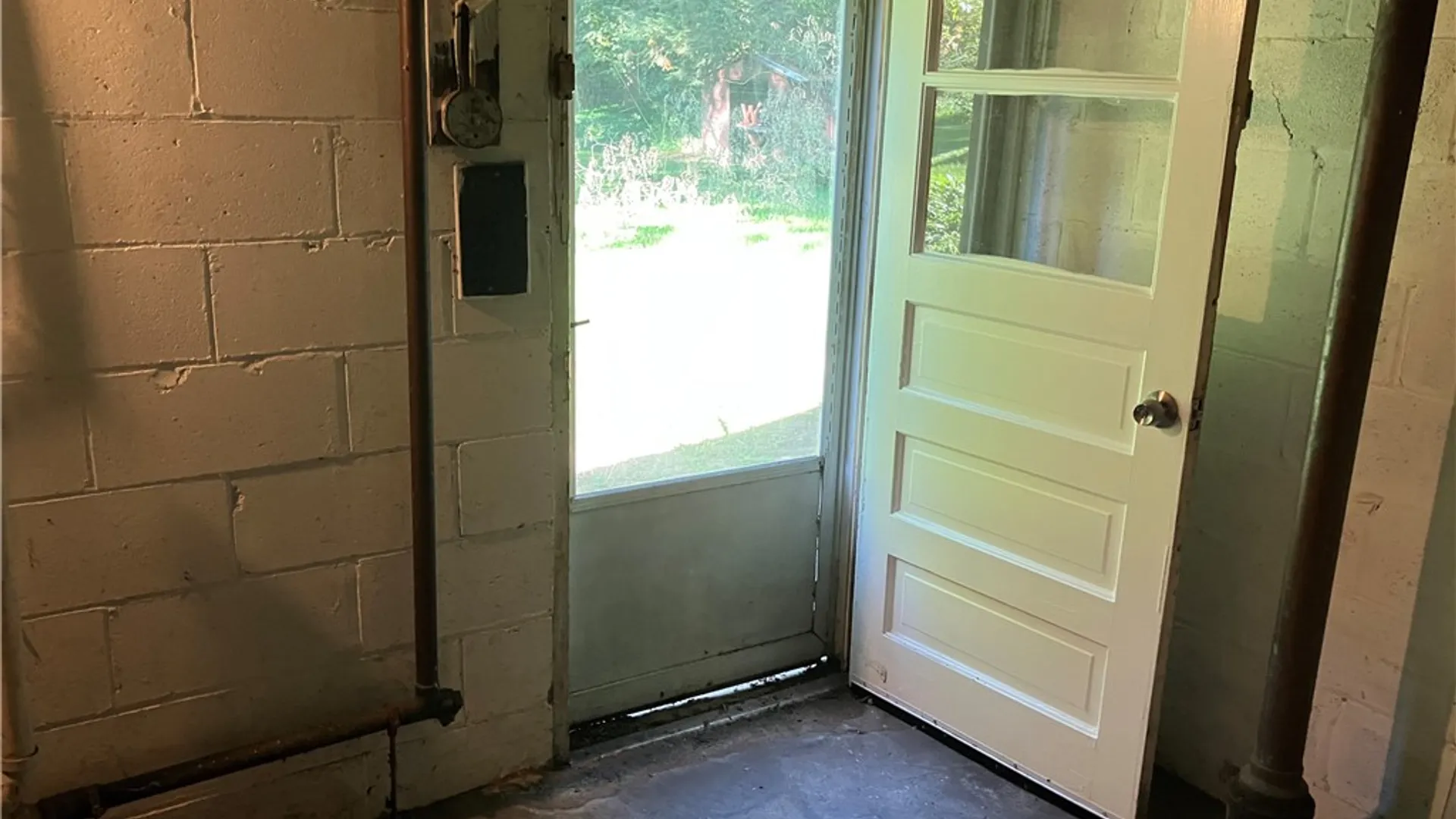 Property at 50 Golf Avenue, Pittsford, NY 14534 17