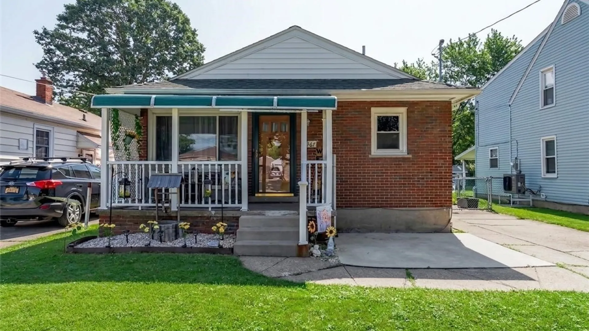 Property at 567 74th Street, Niagara Falls, NY 14304 2