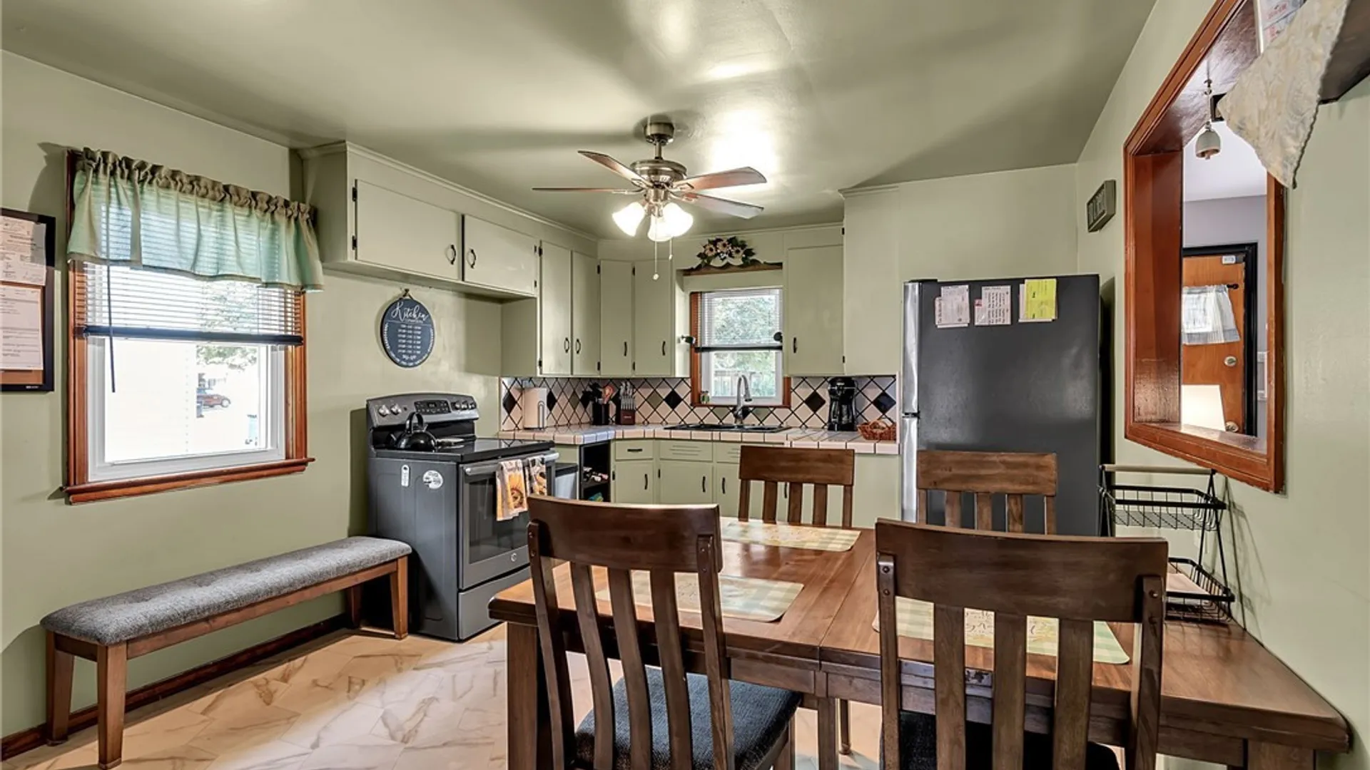 Property at 567 74th Street, Niagara Falls, NY 14304 6