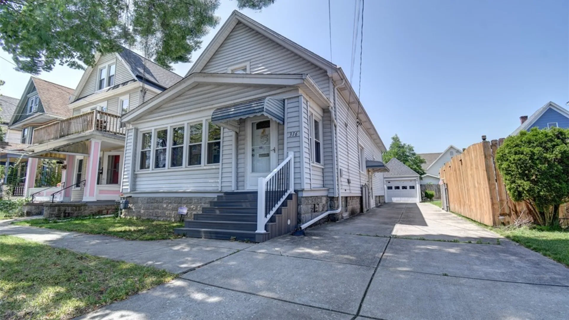Property at 316-318 East Street, Buffalo, NY 14207 3