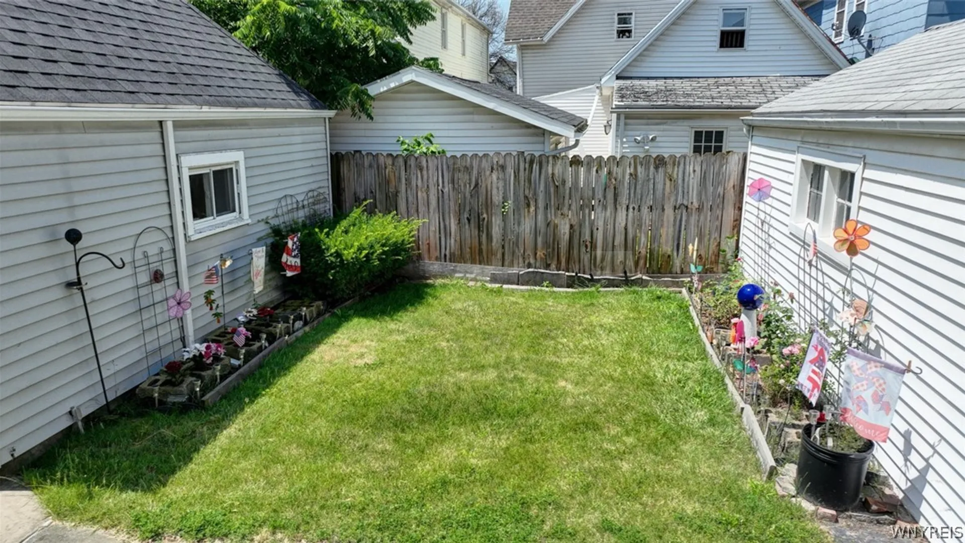 Property at 316-318 East Street, Buffalo, NY 14207 47