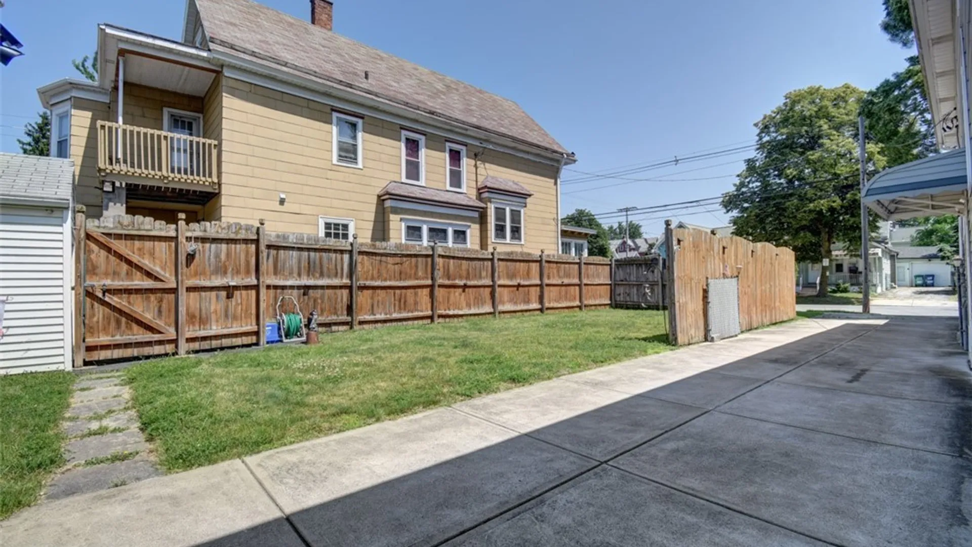 Property at 316-318 East Street, Buffalo, NY 14207 7