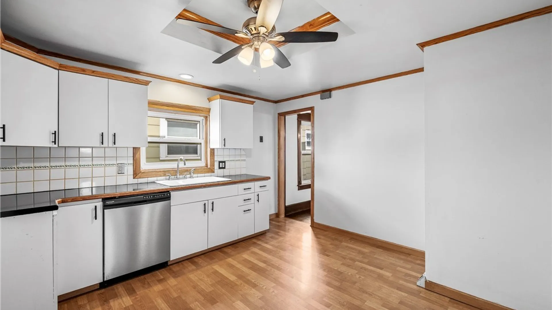 Property at 40 Magnolia Avenue, Buffalo, NY 14220 18