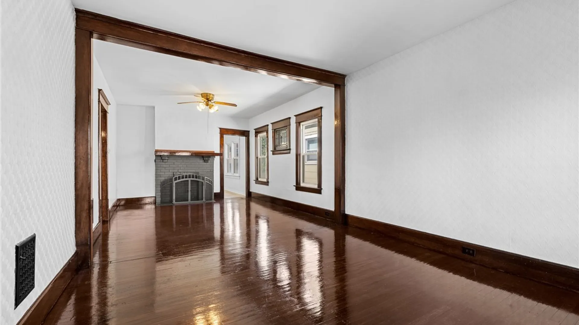 Property at 40 Magnolia Avenue, Buffalo, NY 14220 33