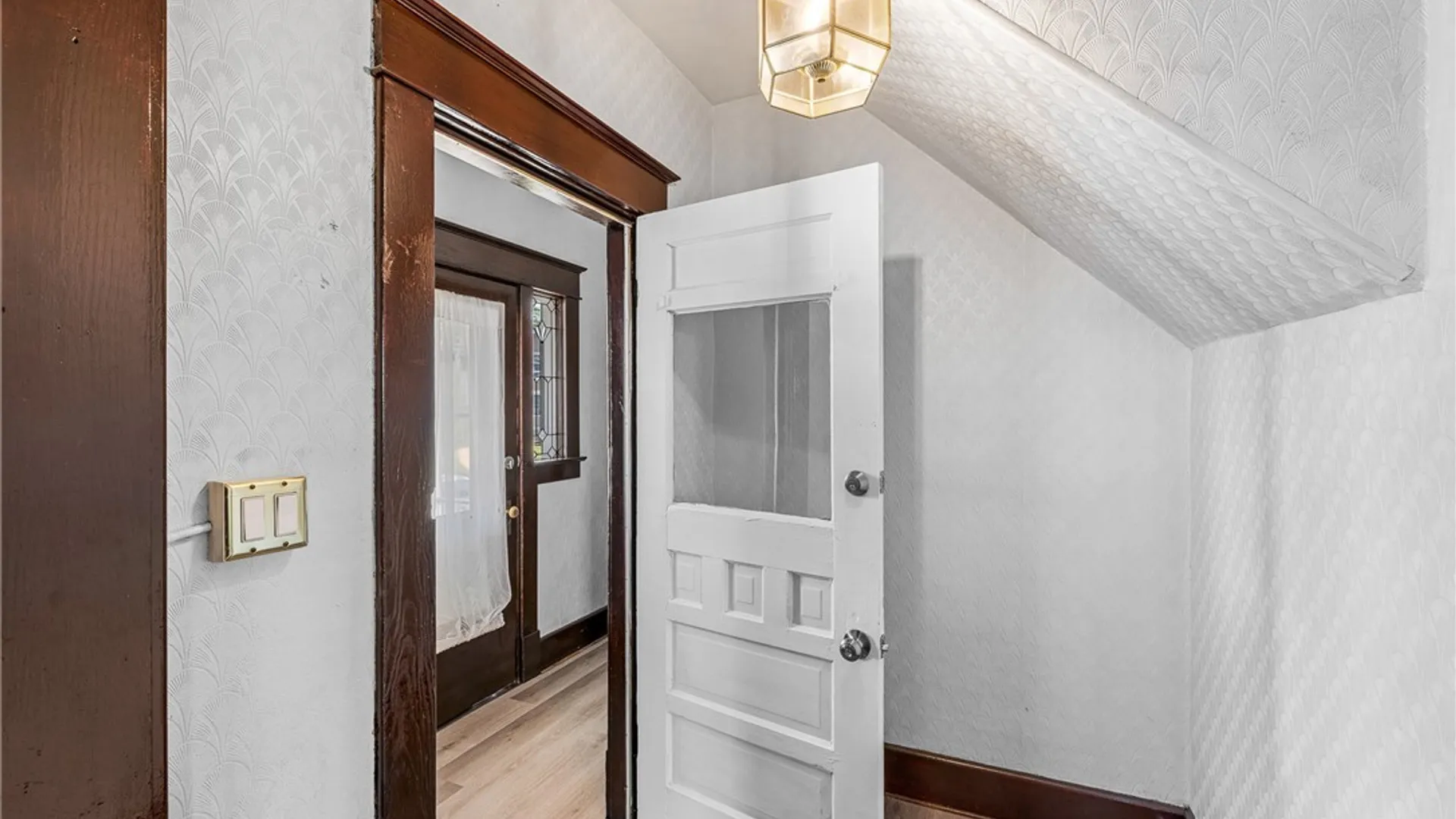 Property at 40 Magnolia Avenue, Buffalo, NY 14220 9