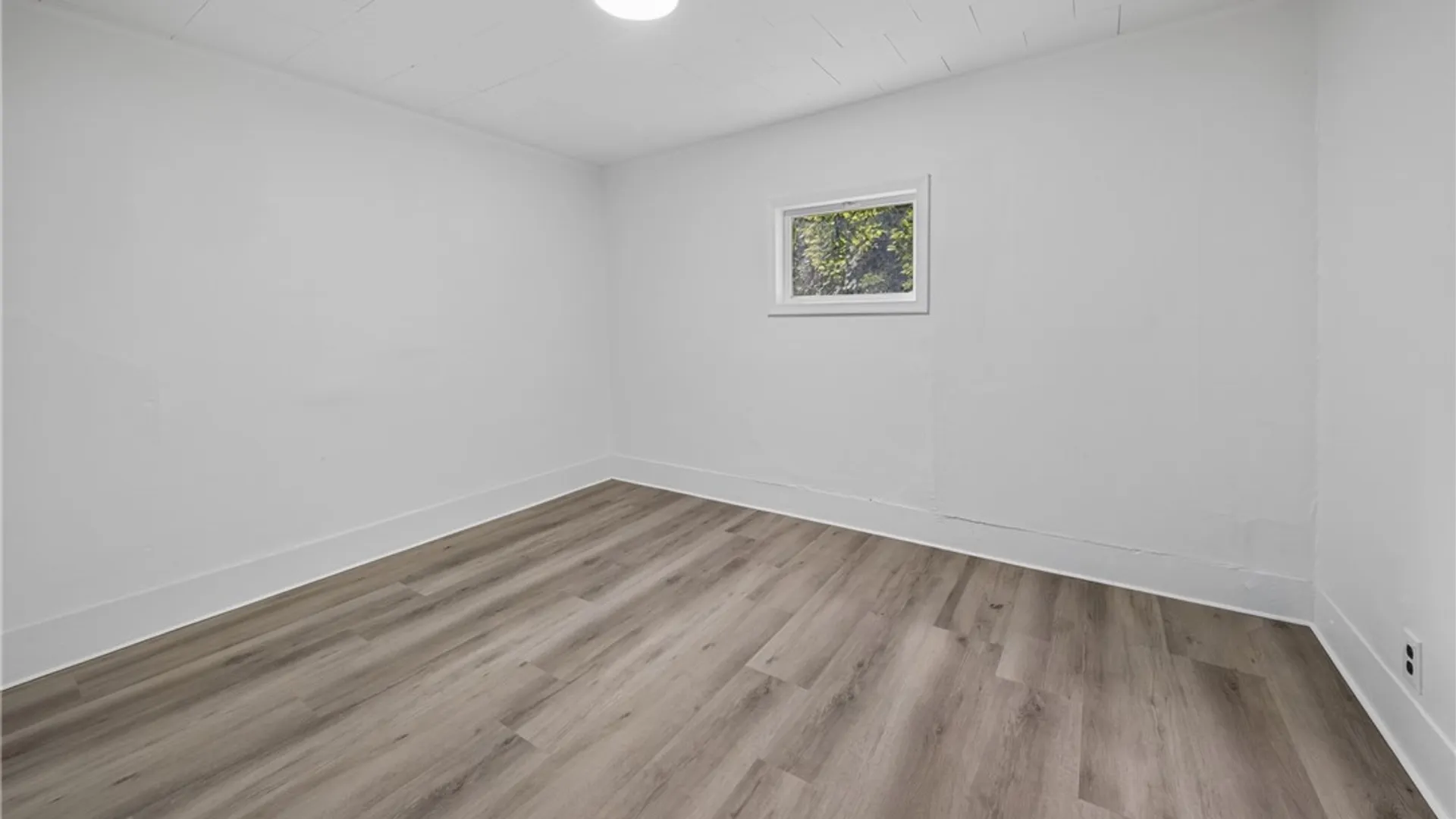 Property at 323 Herkimer Street, Syracuse, NY 13204 16
