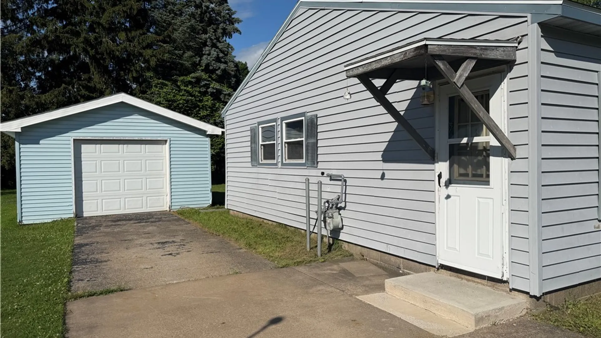 Property at 35 Bakeman Street, Fulton, NY 13069 11