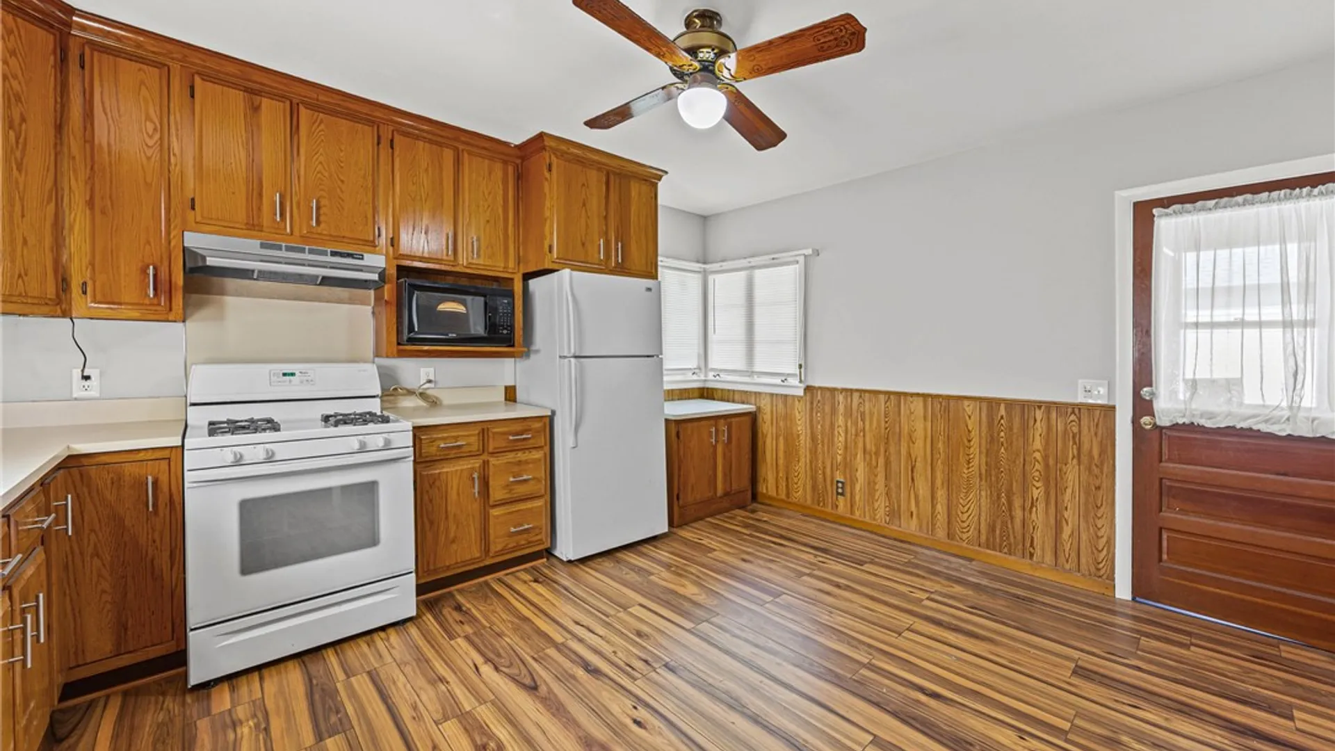 Property at 38 Sobieski Street, Rochester, NY 14621 9