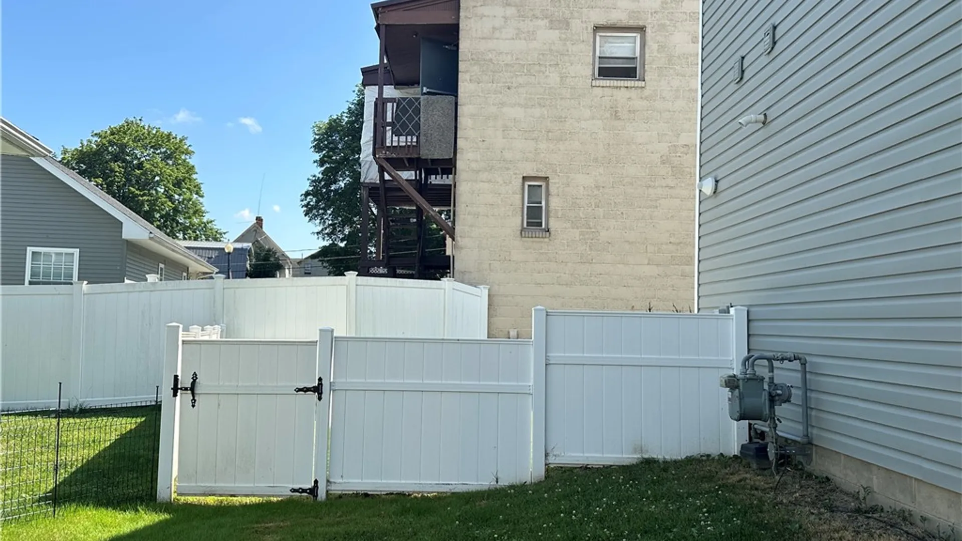 Property at 40 Elm Street, Bradford City, PA 16701 32
