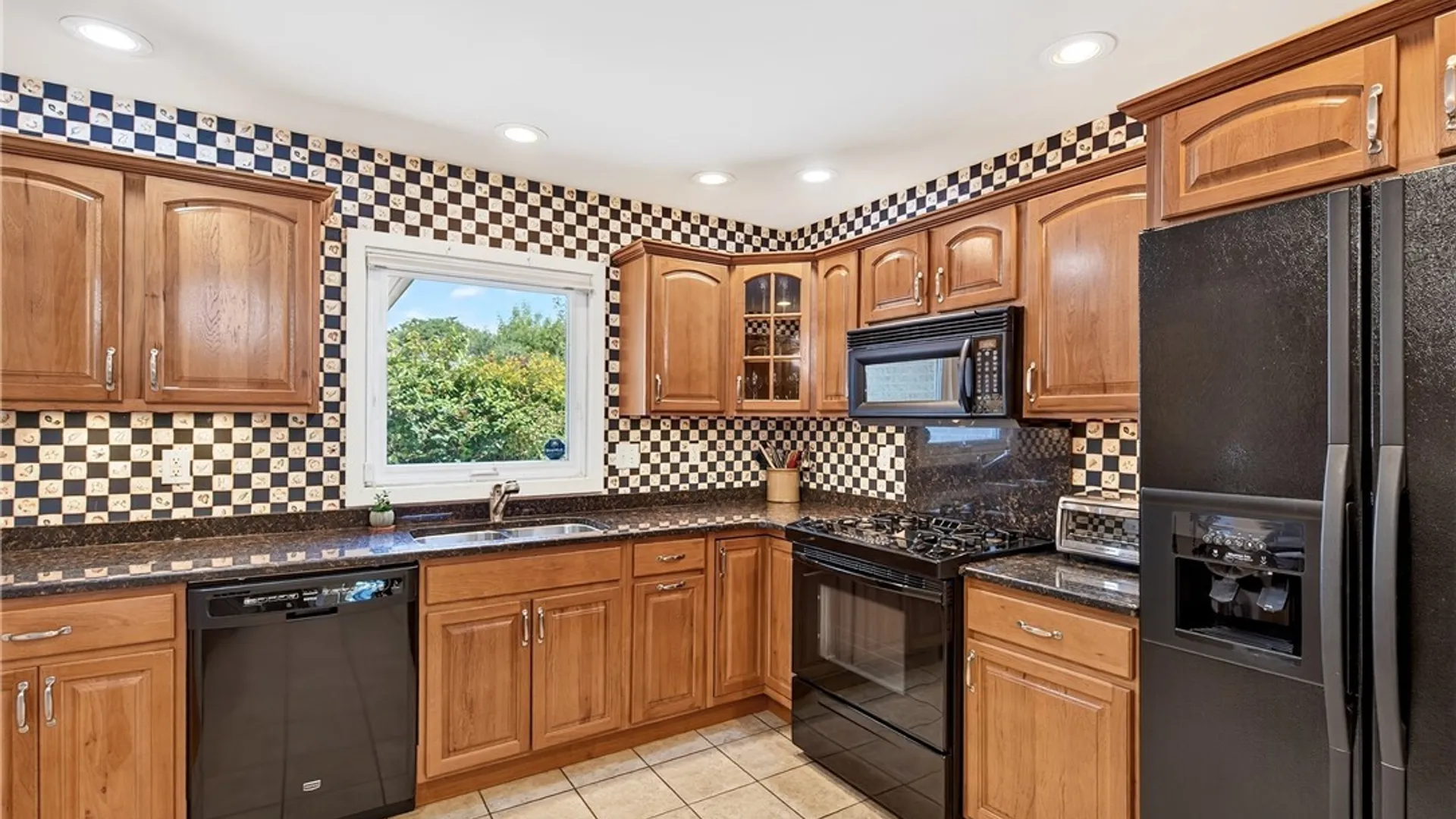 Property at 30 New Amsterdam Avenue, Buffalo, NY 14216 13