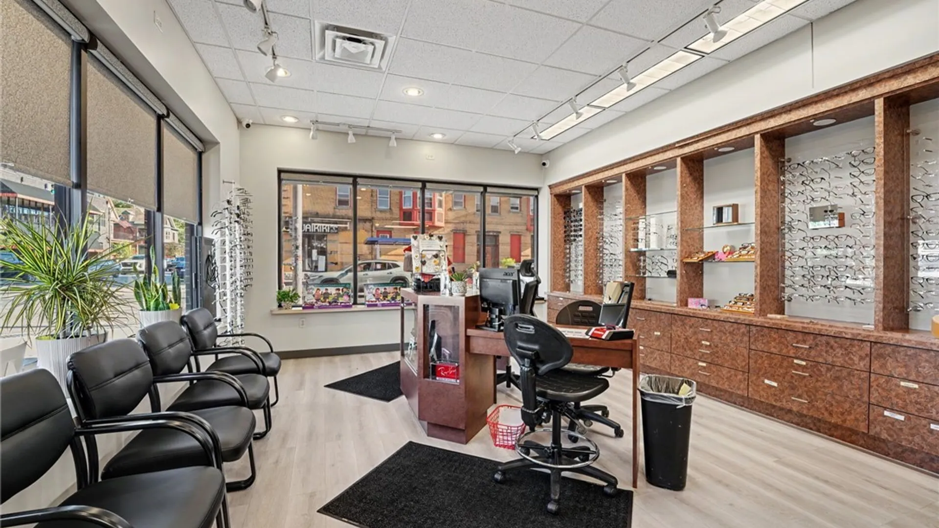 Property at 932 Elmwood Avenue, Buffalo, NY 14222 10