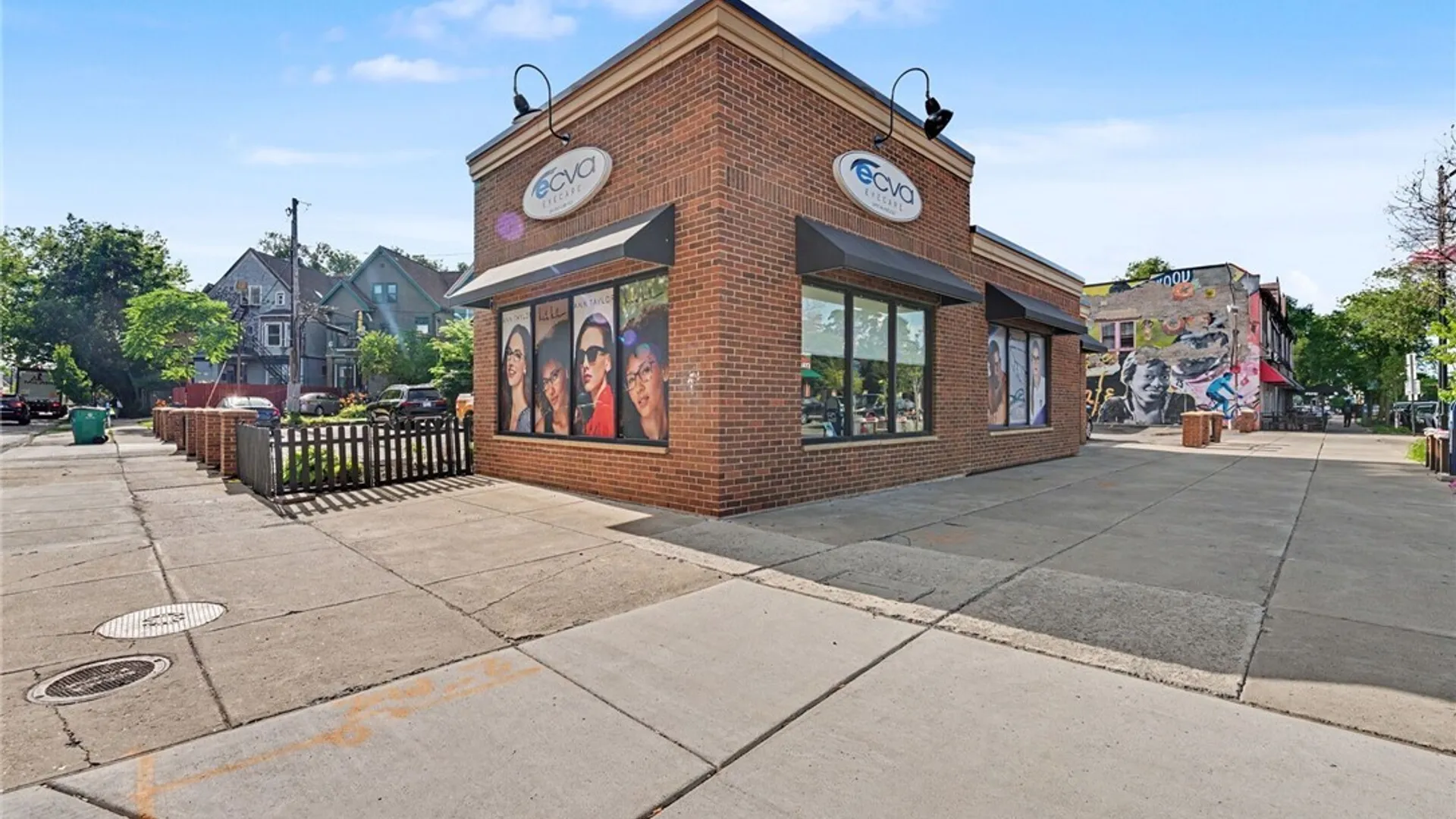 Property at 932 Elmwood Avenue, Buffalo, NY 14222 6