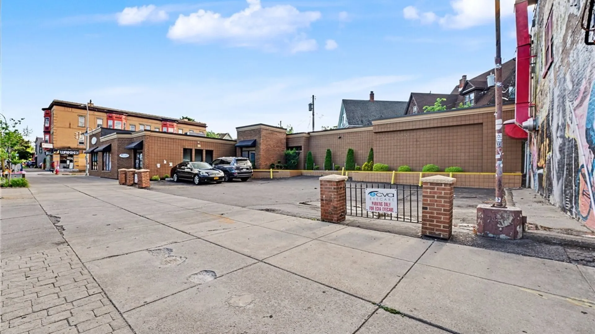 Property at 932 Elmwood Avenue, Buffalo, NY 14222 8