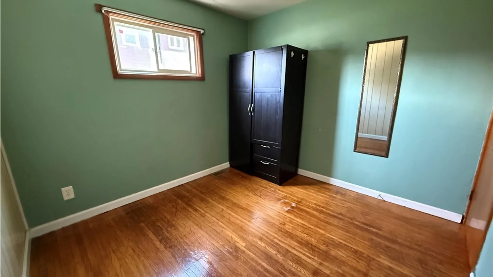 Property at 889 Oliver Street, North Tonawanda, NY 14120 6
