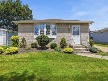 Property at 72 E Cherbourg Drive, Cheektowaga, NY 14227