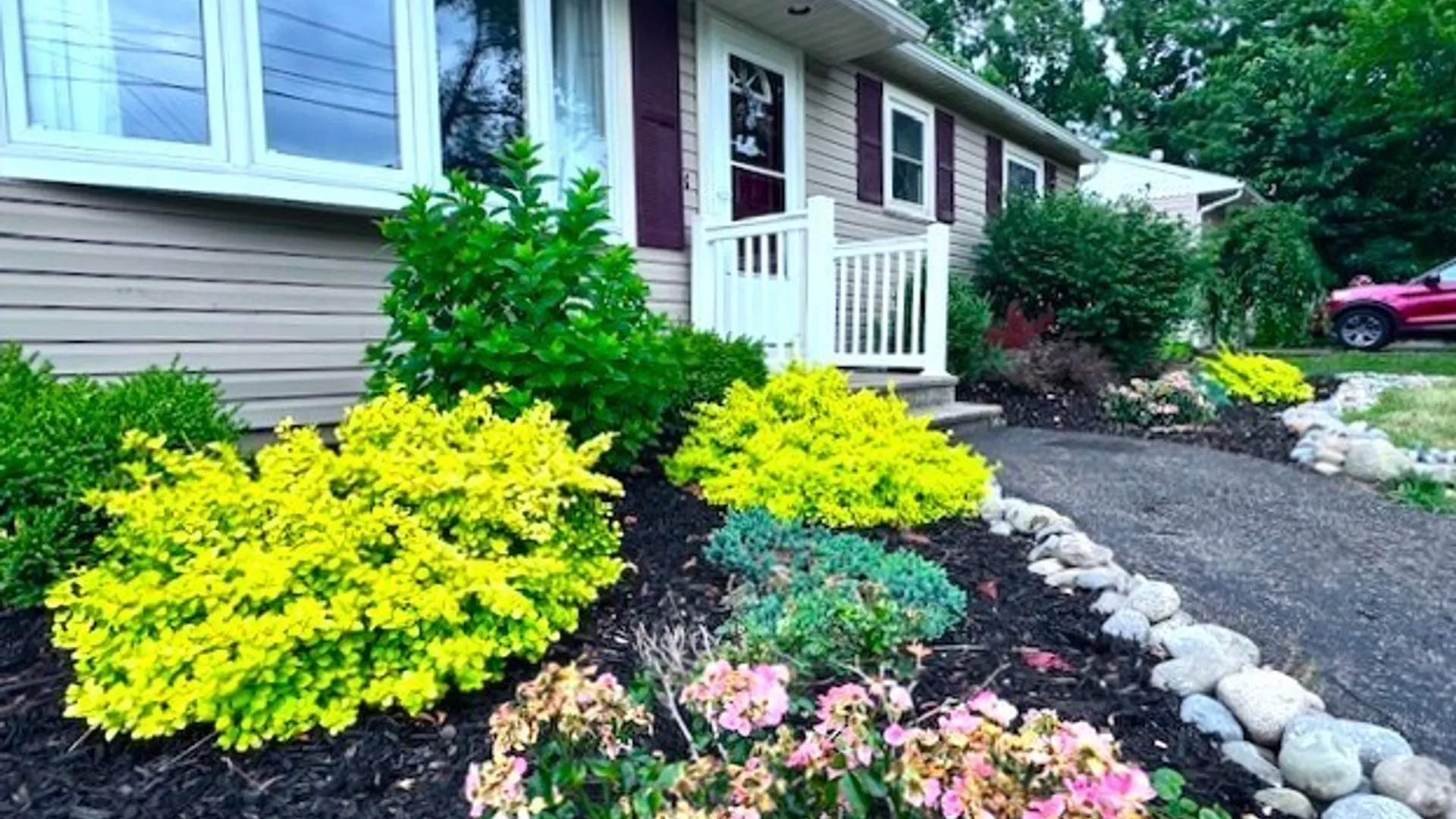 Property at 611 Locust Drive, Utica, NY 13502 2