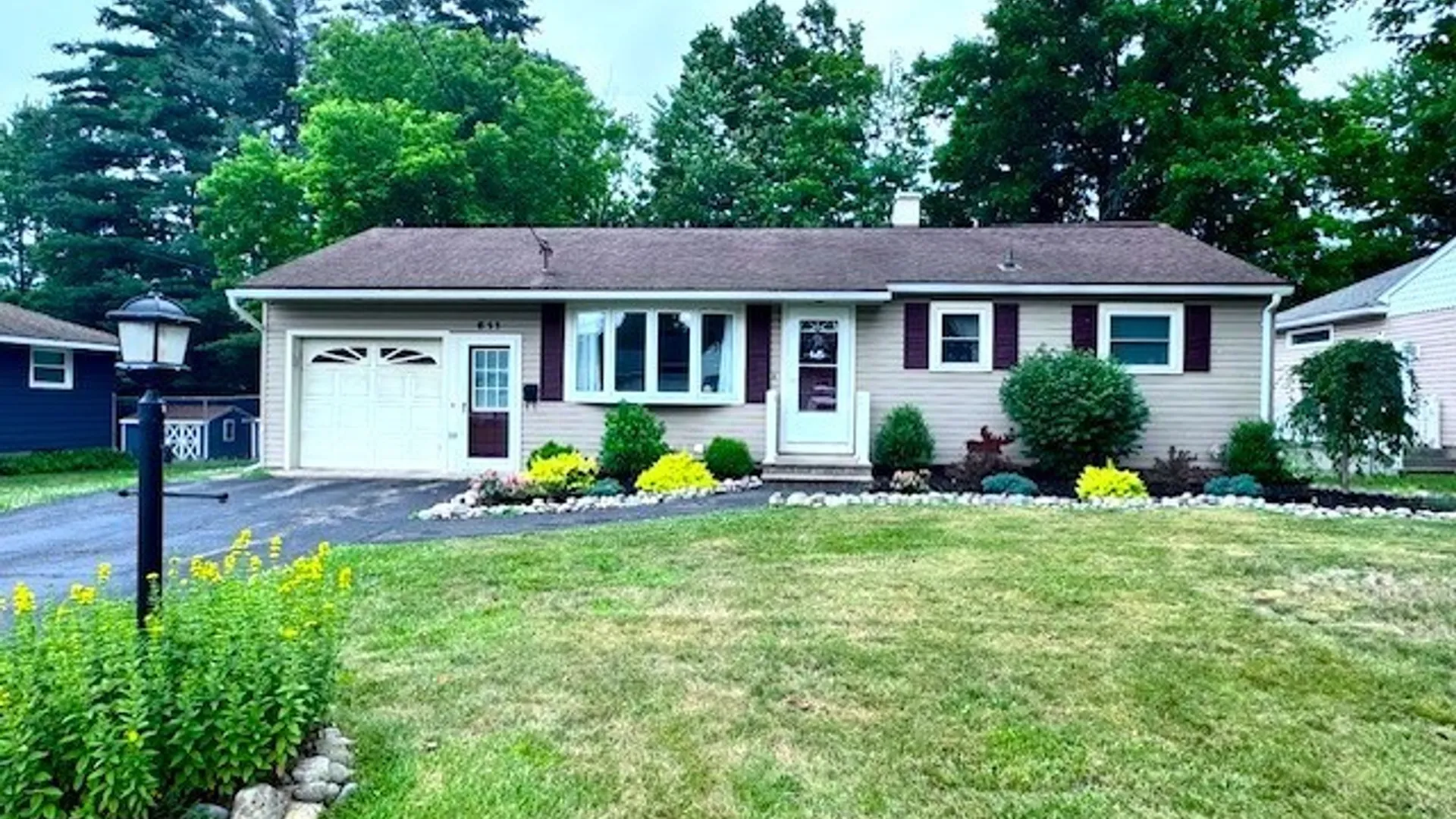 Property at 611 Locust Drive, Utica, NY 13502 4