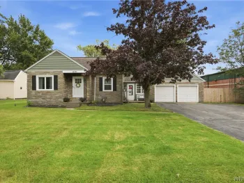 Property at 6531 Michael Road, Orchard Park, NY 14127