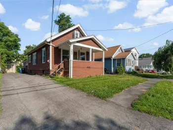 Property at 267 N Collingwood Avenue, Syracuse, NY 13206