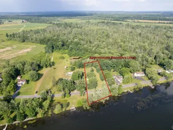 Property at 366 Oneida River Road, Schroeppel, NY 13132
