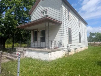 Property at 1304 Centre Avenue, Niagara Falls, NY 14305
