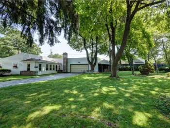 185 Rogene Street, Greece, NY 14616