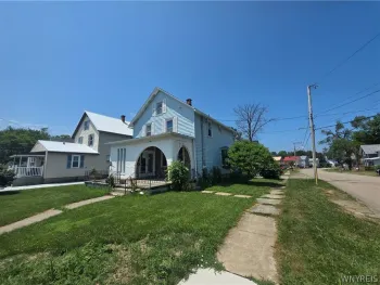 326 Central Avenue, Hanover, NY 14136