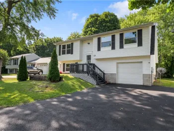 Property at 13 Trillium Lane, Henrietta, NY 14586