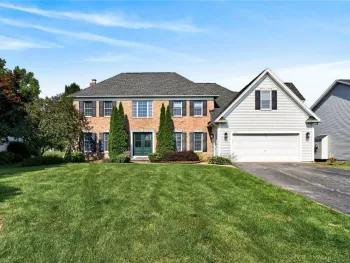 Property at 42 Saint Andrews Blvd, Perinton, NY 14450