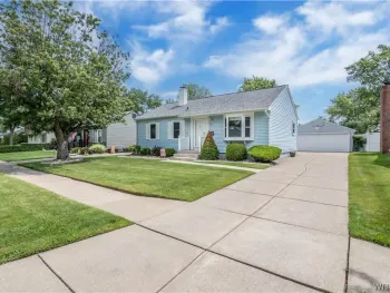 Property at 33 Westbourne Drive, Tonawanda, NY 14150