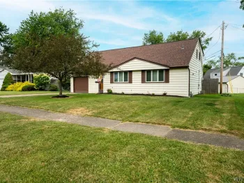 Property at 5068 Chapman Parkway, Hamburg, NY 14075
