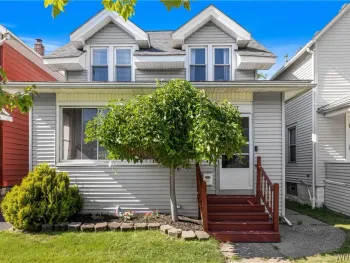 Property at 135 Tremaine Avenue, Tonawanda, NY 14217